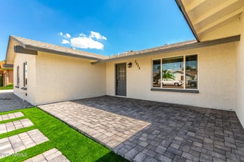 3935 Muriel Dr, Glendale, AZ 85308