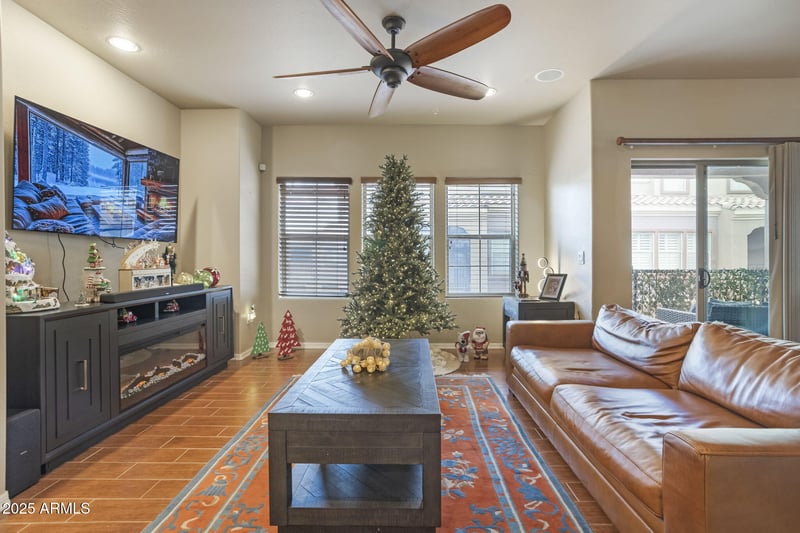 3935 Rough Rider Rd #1056, Phoenix, AZ 85050