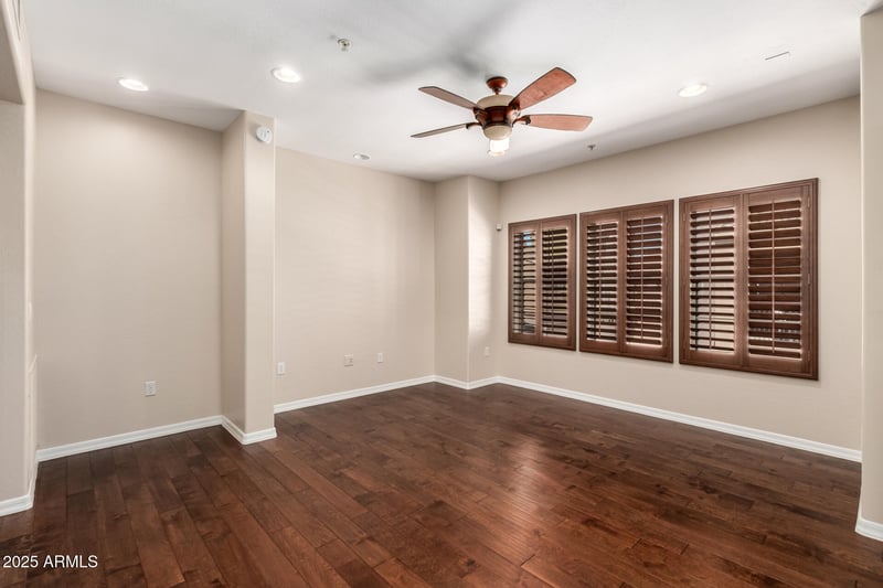 3935 Rough Rider Rd #1070, Phoenix, AZ 85050