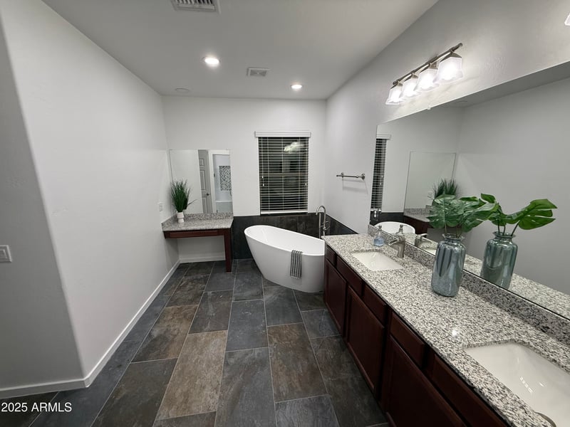 3935 Rough Rider Rd #1140, Phoenix, AZ 85050