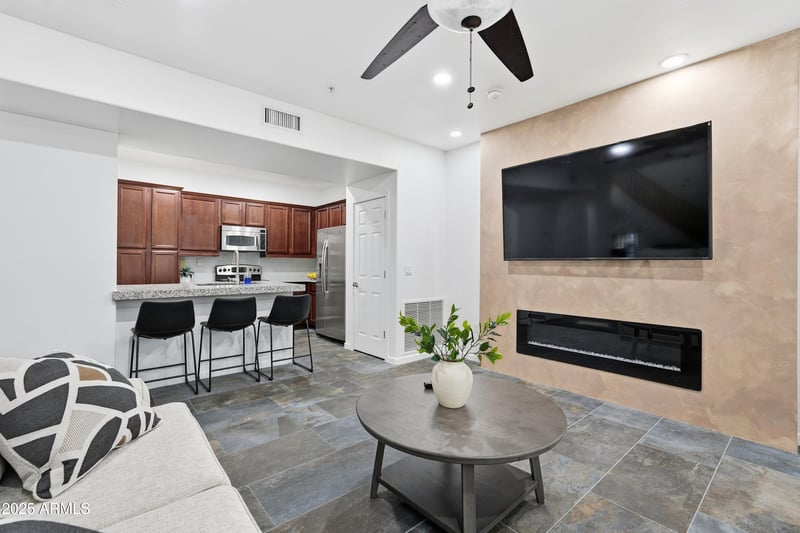 3935 Rough Rider Rd #1140, Phoenix, AZ 85050