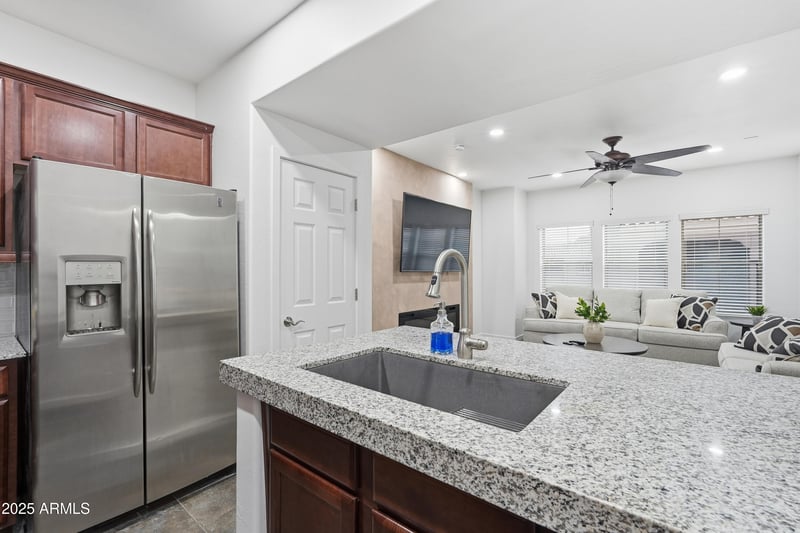 3935 Rough Rider Rd #1140, Phoenix, AZ 85050