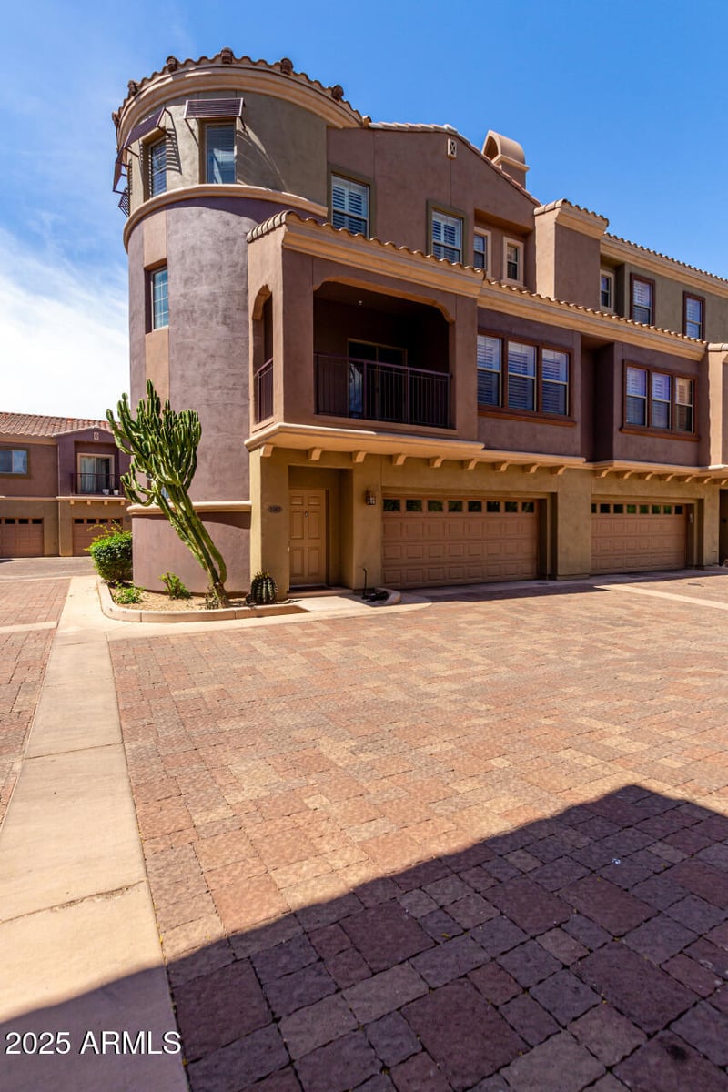 3935 Rough Rider Rd #1183, Phoenix, AZ 85050