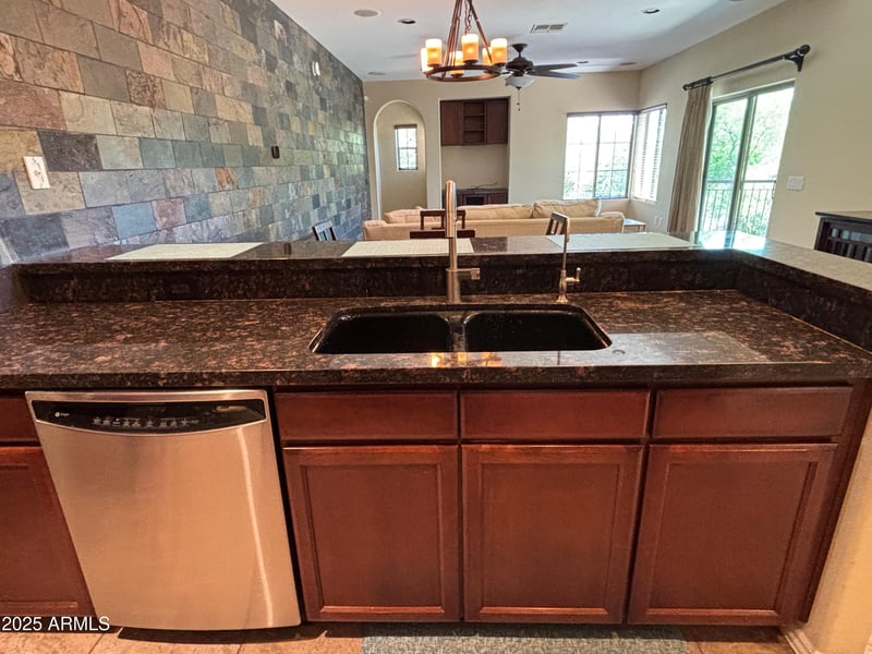 3935 Rough Rider Rd #1231, Phoenix, AZ 85050