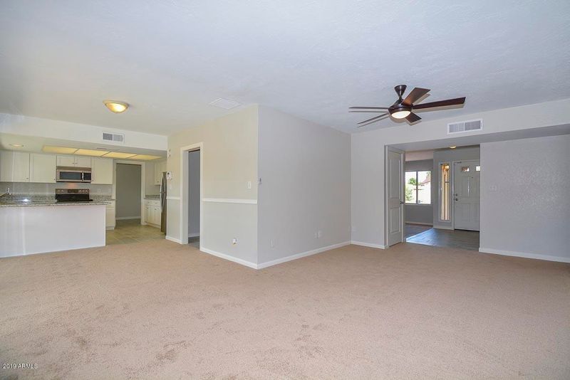 3935 W Calavar Rd, Phoenix, AZ 85053