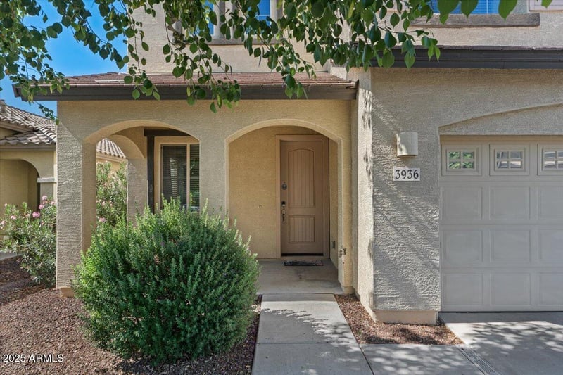 3936 Narrowleaf Dr, Gilbert, AZ 85298