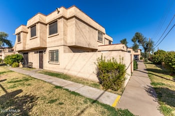 3936 Camelback Rd, Phoenix, AZ 85019