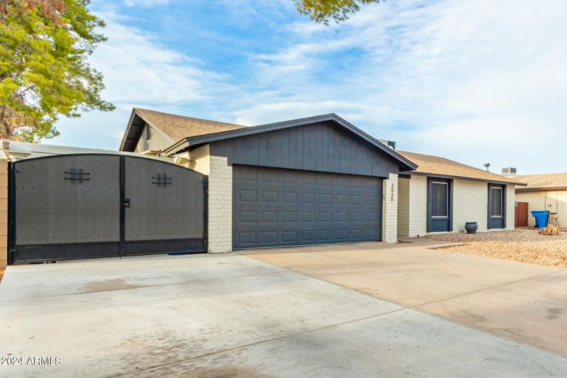 3936 W Surrey Ave, Phoenix, AZ 85029