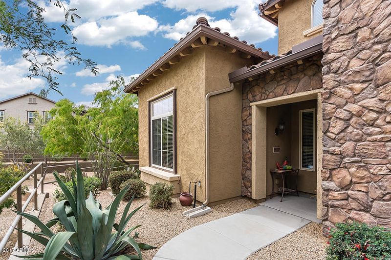 3937 E Melinda Dr, Phoenix, AZ 85050