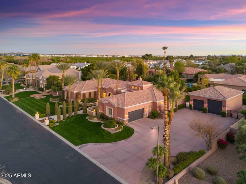 3937 Norcroft Cir, Mesa, AZ 85215