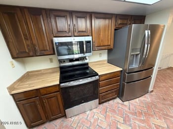 3937 Paradise Dr, Phoenix, AZ 85029