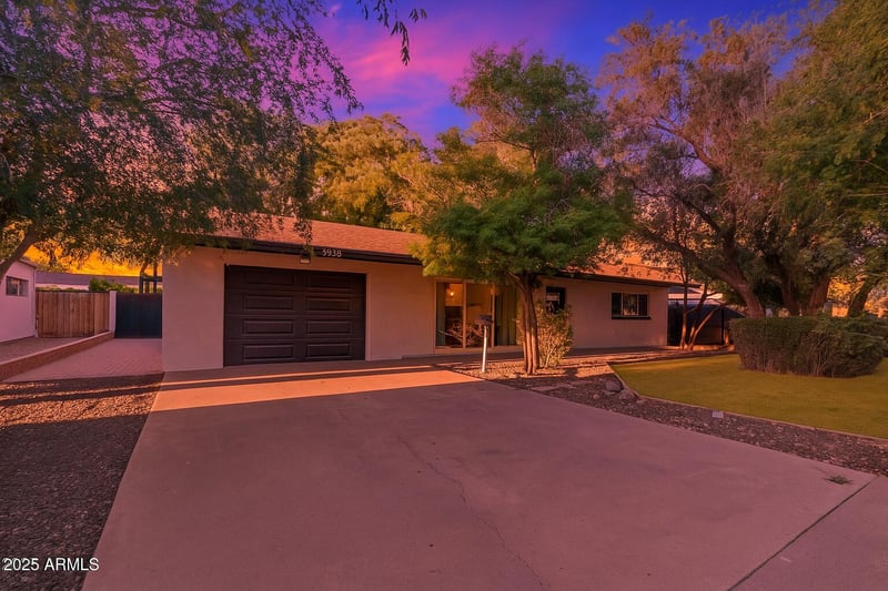 3938 Cheery Lynn Rd, Phoenix, AZ 85018