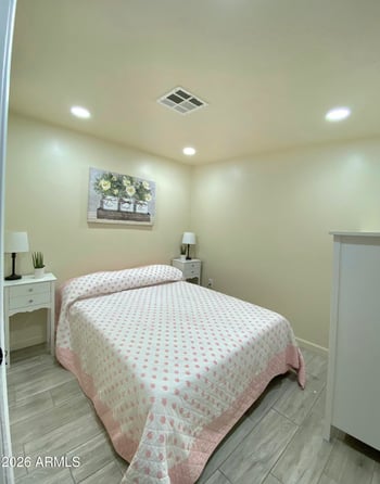 3938 Lynne Ln, Phoenix, AZ 85041