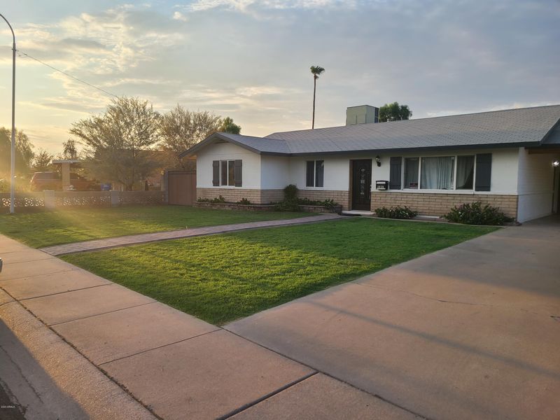 3938 W Medlock Dr, Phoenix, AZ 85019
