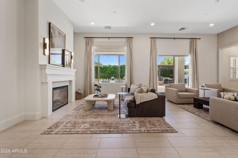 3939 E Encanto St, Mesa, AZ 85205