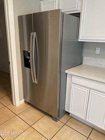 3939 Anderson Dr, Glendale, AZ 85308