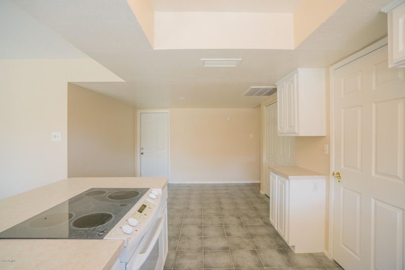 3939 W Yucca St, Phoenix, AZ 85029