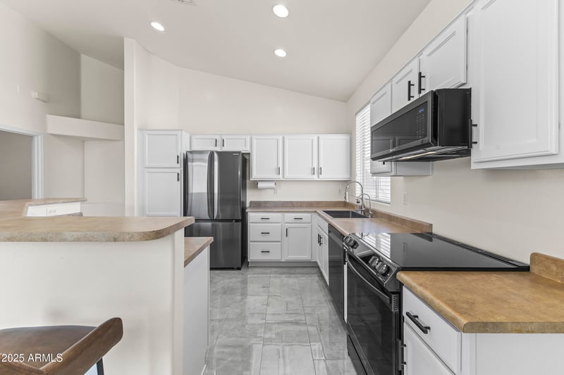 3940 Minton St, Phoenix, AZ 85042