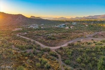 39400 N 18th St #4, New River, AZ 85087