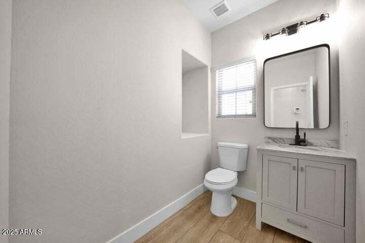 3941 E Cat Balue Dr, Phoenix, AZ 85050