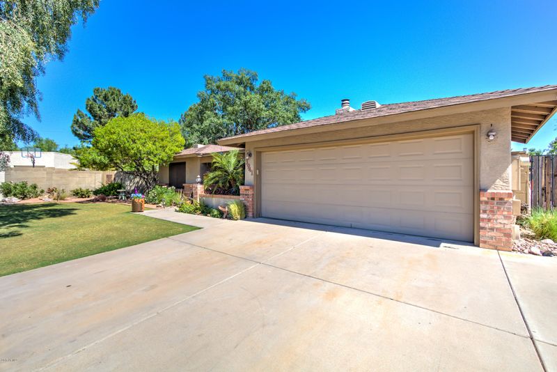 3941 E Garnet Cir, Mesa, AZ 85206