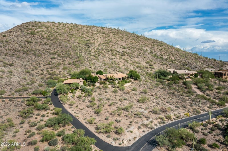 39415 Tom Morris Rd, Scottsdale, AZ 85262