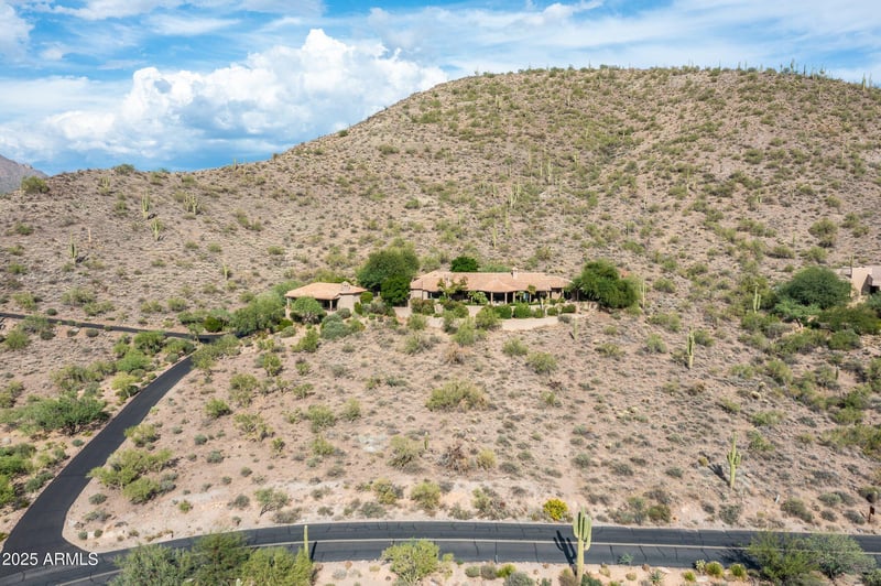 39415 Tom Morris Rd, Scottsdale, AZ 85262