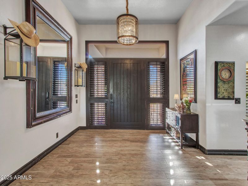 3943 E Omega Cir, Mesa, AZ 85215