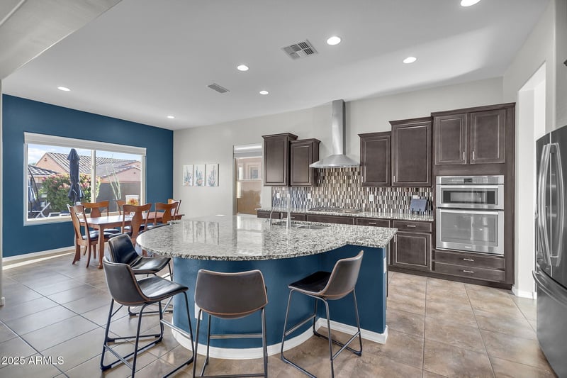 3943 Torrey Pines Ln, Chandler, AZ 85249