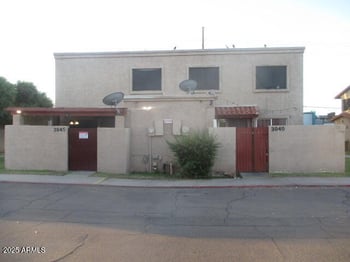 3944 Camelback Rd, Phoenix, AZ 85019