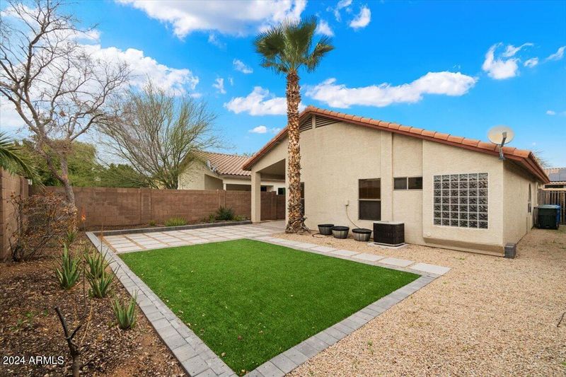 3945 E Monona Dr, Phoenix, AZ 85050