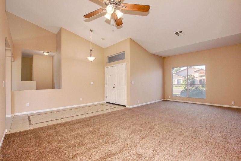 3945 W Park View Ln, Glendale, AZ 85310