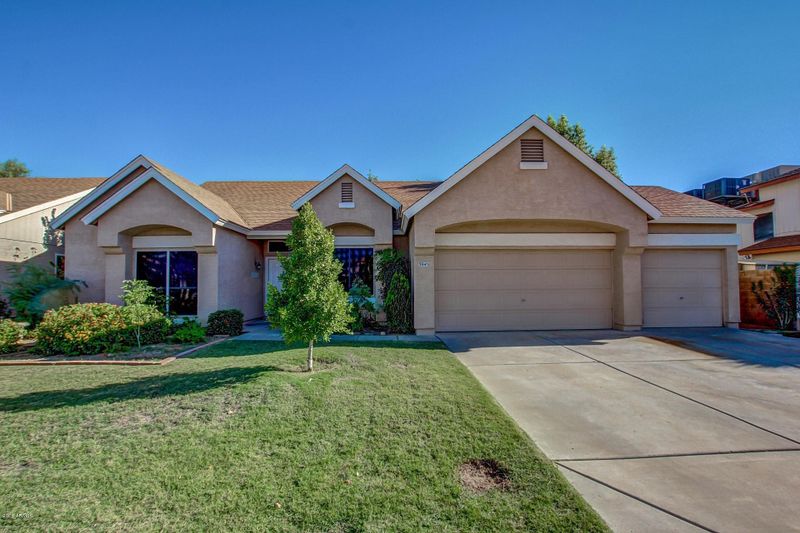 3945 W Park View Ln, Glendale, AZ 85310