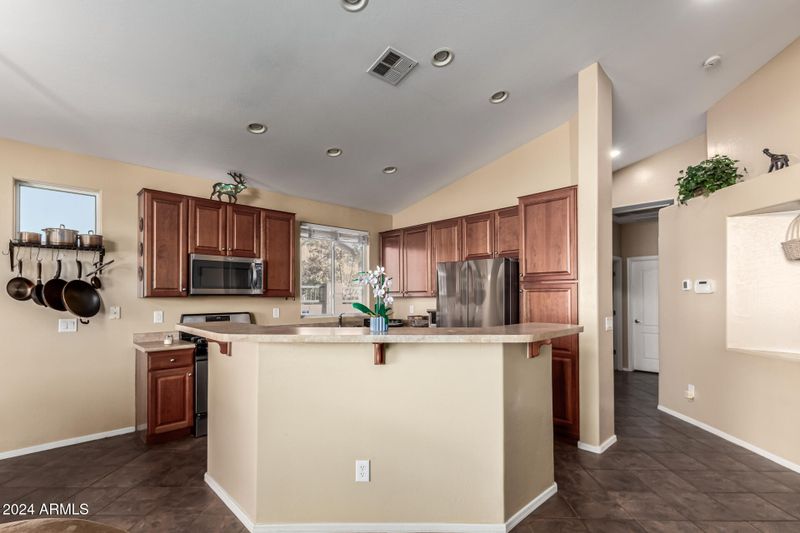 3946 E Pollack St, Phoenix, AZ 85042
