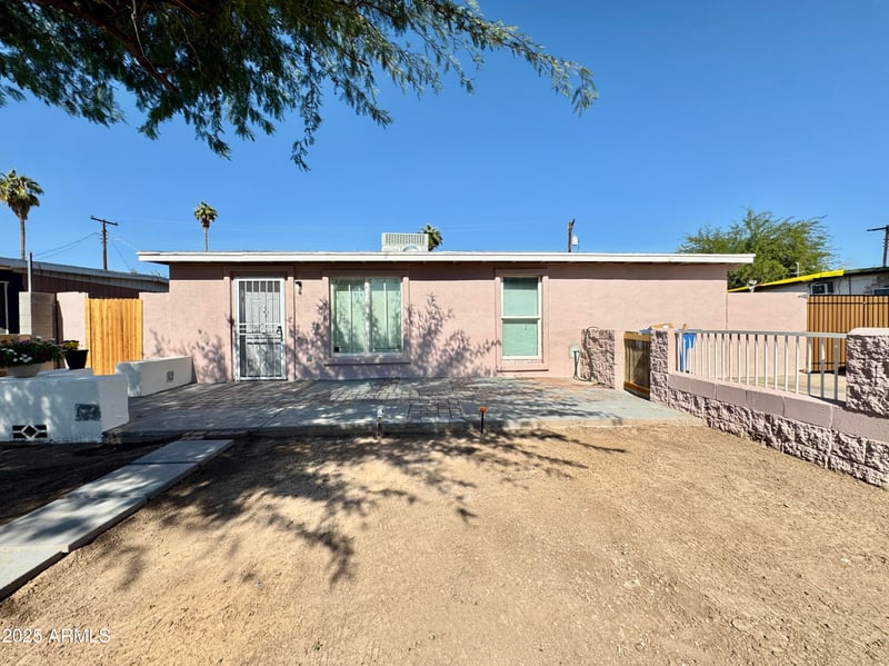 3946 W Holly St, Phoenix, AZ 85009