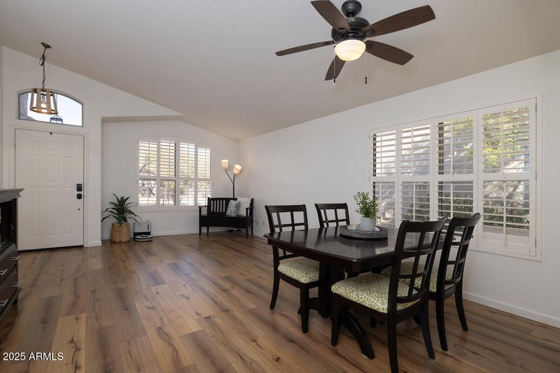 3947 E Potter Dr, Phoenix, AZ 85050