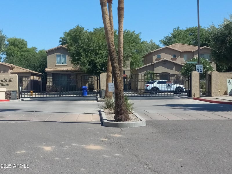 3947 Roundabout Cir, Chandler, AZ 85226