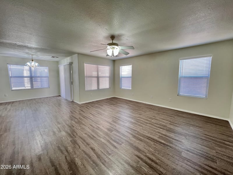 3947 Nebraska St, Chandler, AZ 85248