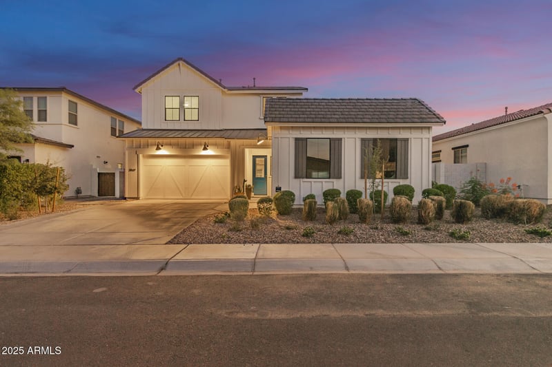 3947 Serpentine Dr, San Tan Valley, AZ 85144