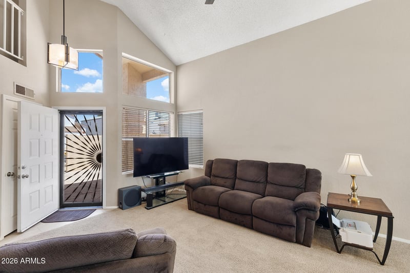 3947 W Whispering Wind Dr, Glendale, AZ 85310