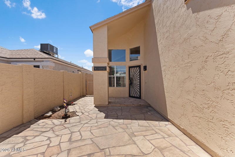 3947 Whispering Wind Dr, Glendale, AZ 85310