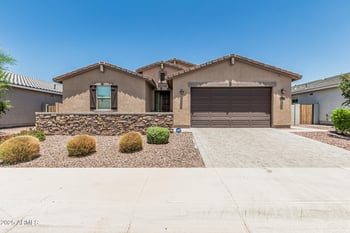 3948 Caitlin Dr, San Tan Valley, AZ 85140