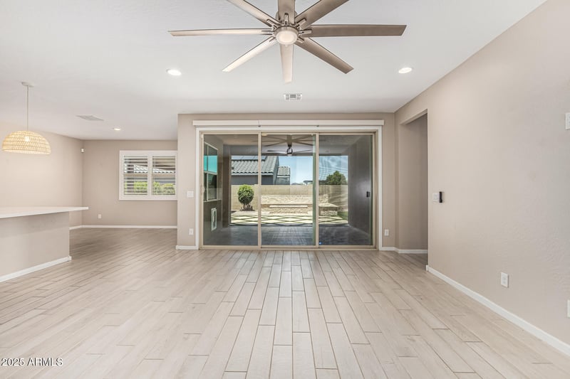 3948 Caitlin Dr, San Tan Valley, AZ 85140