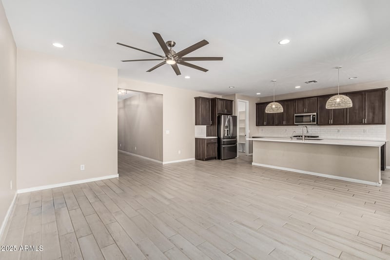 3948 Caitlin Dr, San Tan Valley, AZ 85140