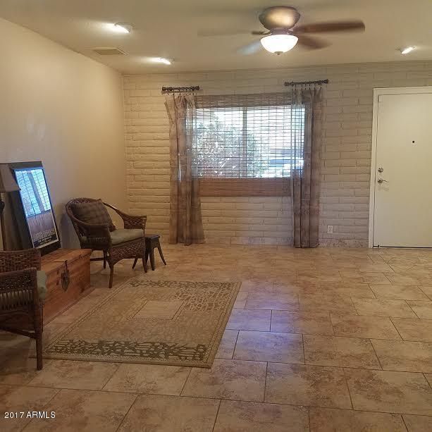 3949 E Shangri La Rd, Phoenix, AZ 85028