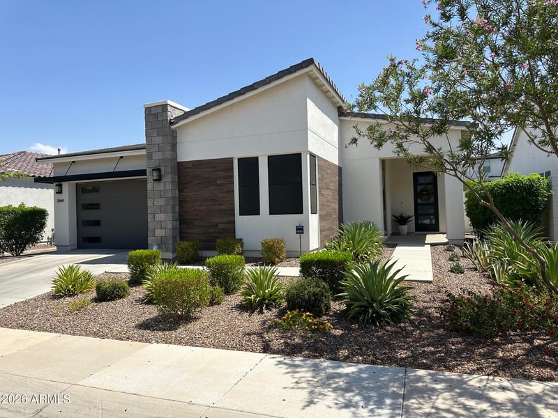 3949 Brass Ln, San Tan Valley, AZ 85144