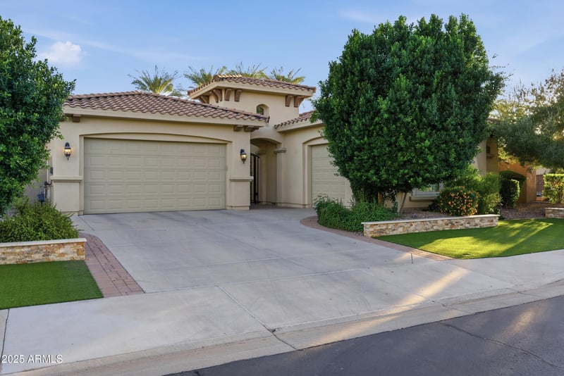 3949 Wood Dr, Chandler, AZ 85249
