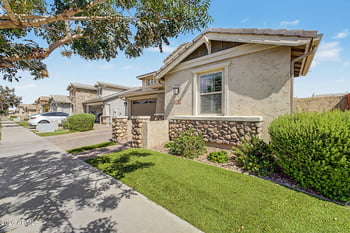 3950 Perkinsville St, Gilbert, AZ 85295