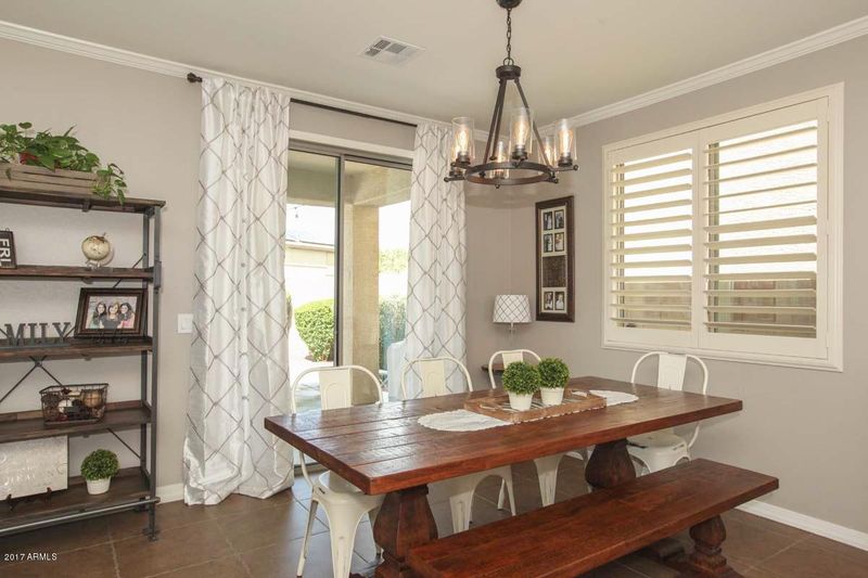 3950 S Vineyard Ct, Gilbert, AZ 85297