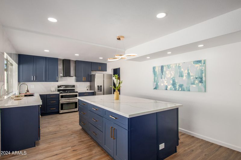 3950 W Yucca St, Phoenix, AZ 85029